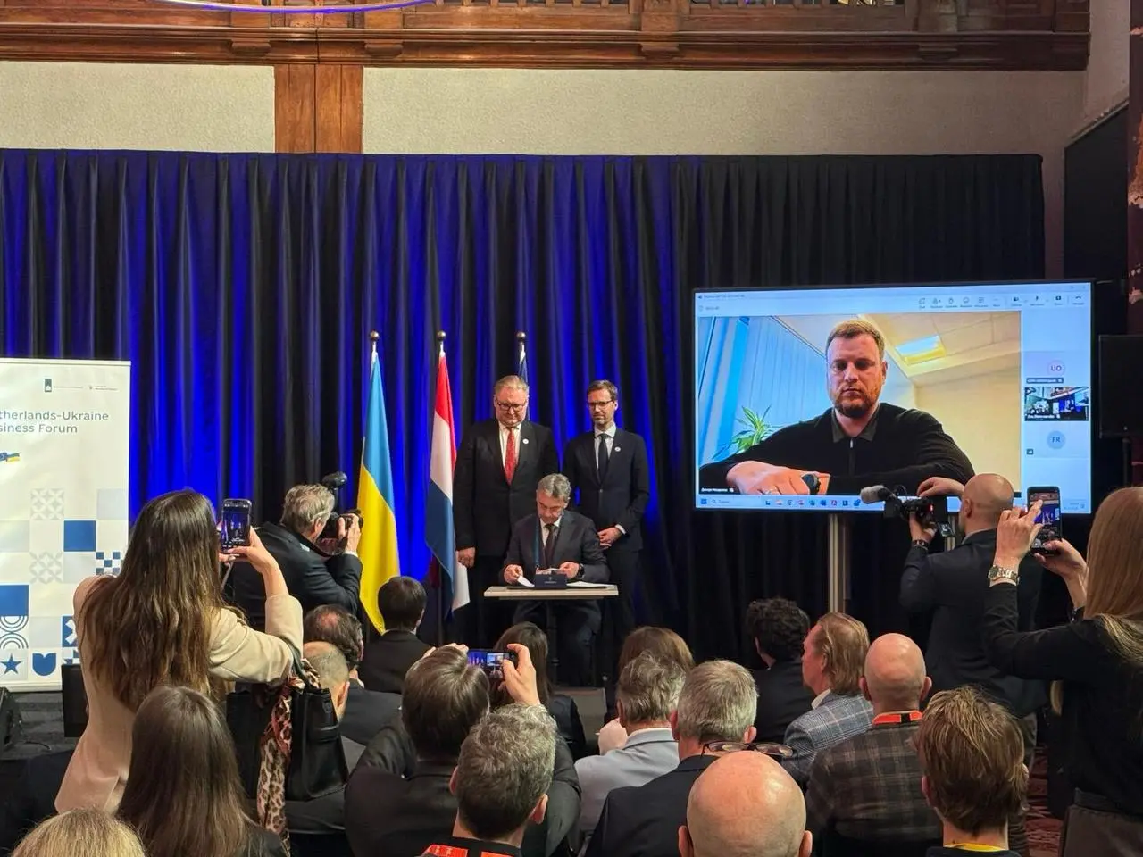 Фото новини